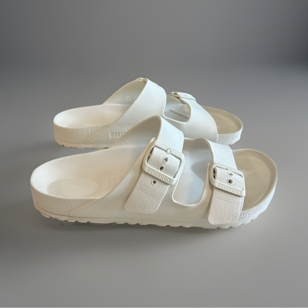 Birkenstock White Sandals Women’s Size 10 Men’s Size 8
